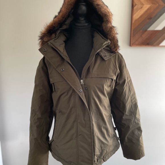 Small Green Down Winter Jacket - Picture 2 of 9